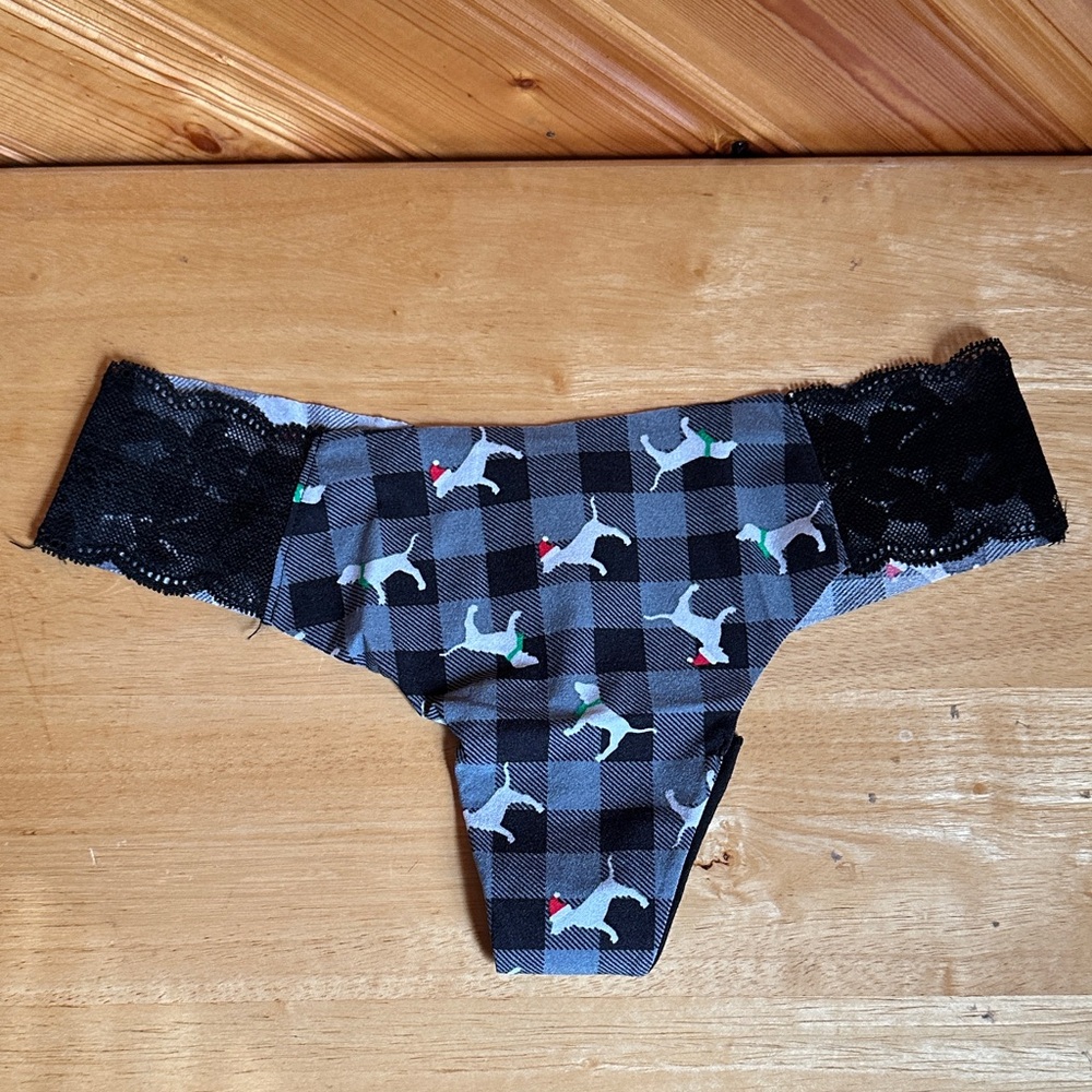 PINK Holiday Dog No Show Thong